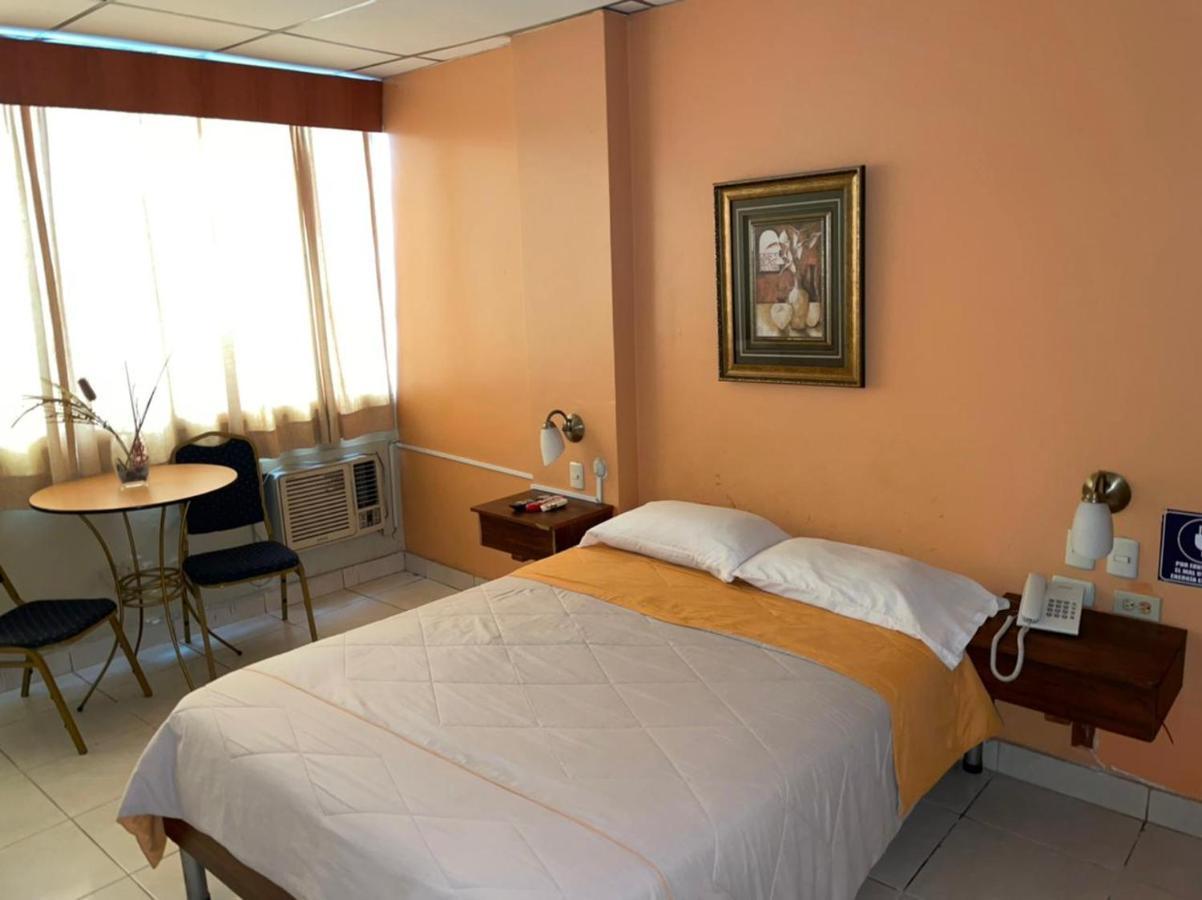 Tropical Inn Hotel Guayaquil Extérieur photo