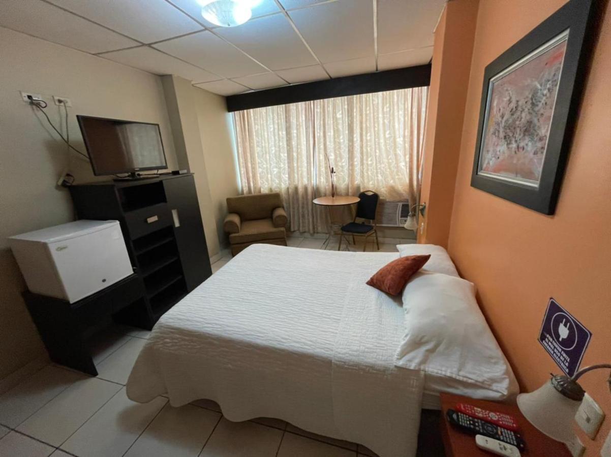 Tropical Inn Hotel Guayaquil Extérieur photo