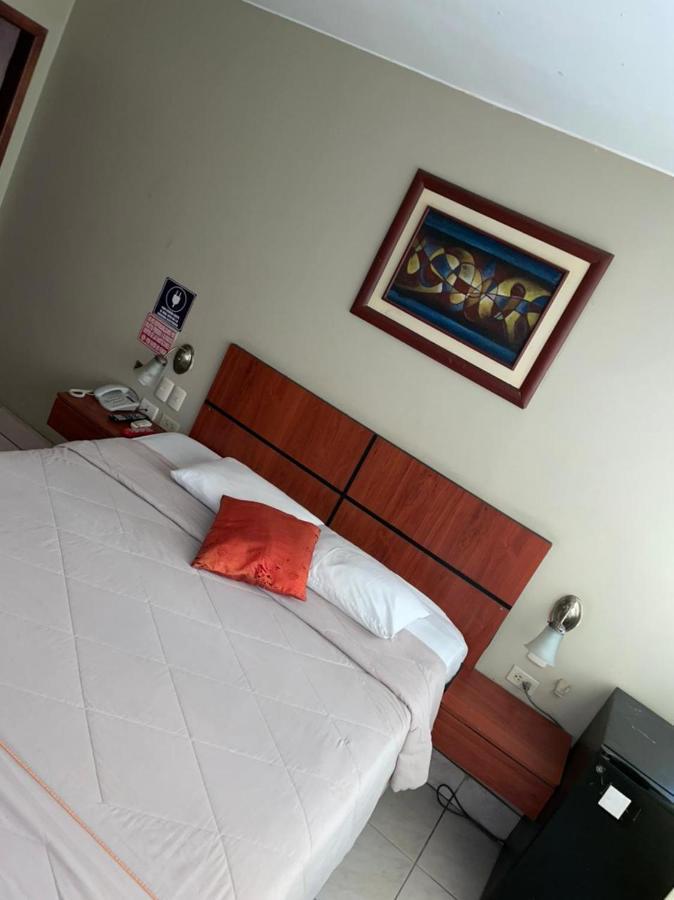 Tropical Inn Hotel Guayaquil Extérieur photo