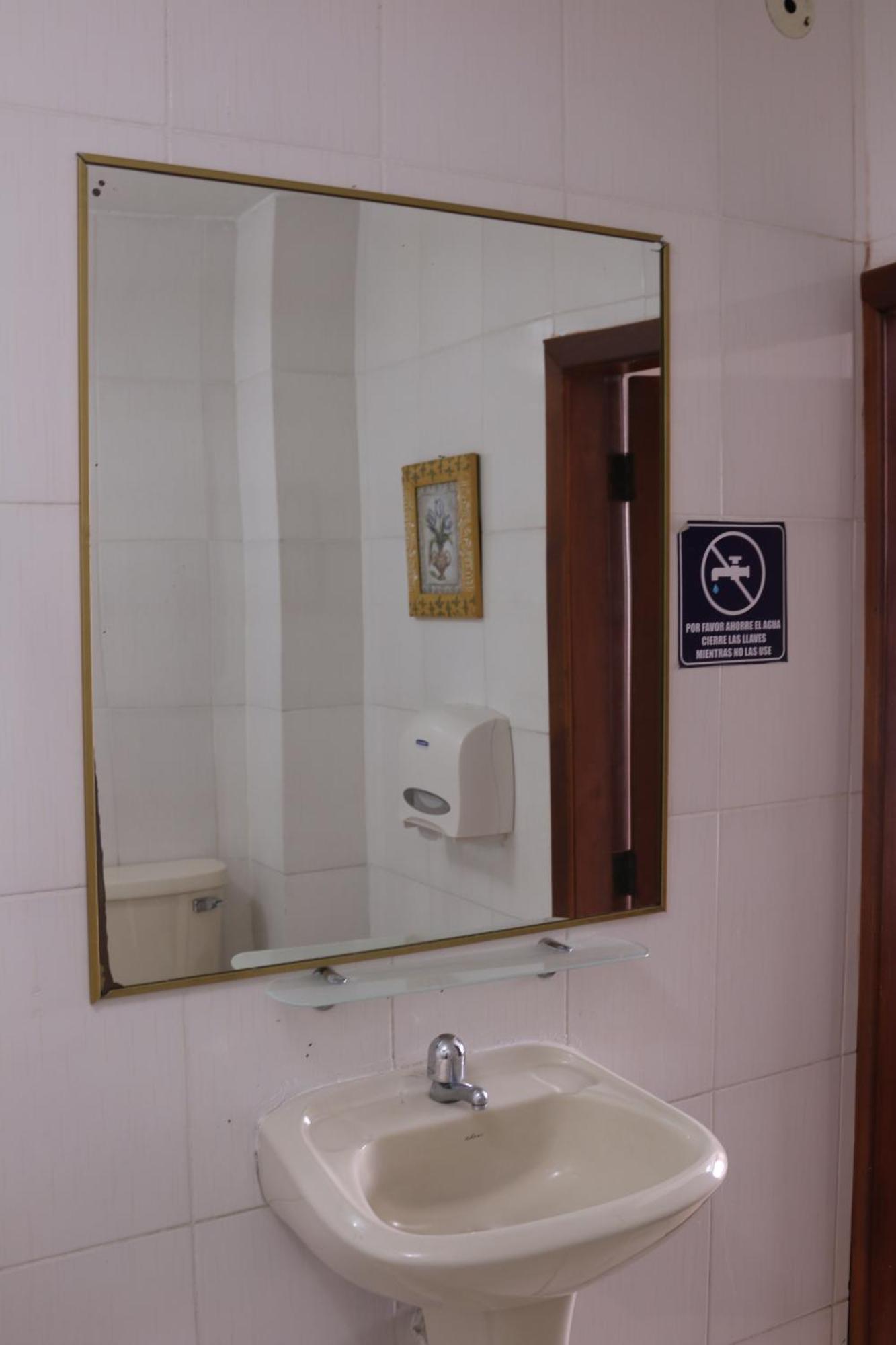 Tropical Inn Hotel Guayaquil Extérieur photo