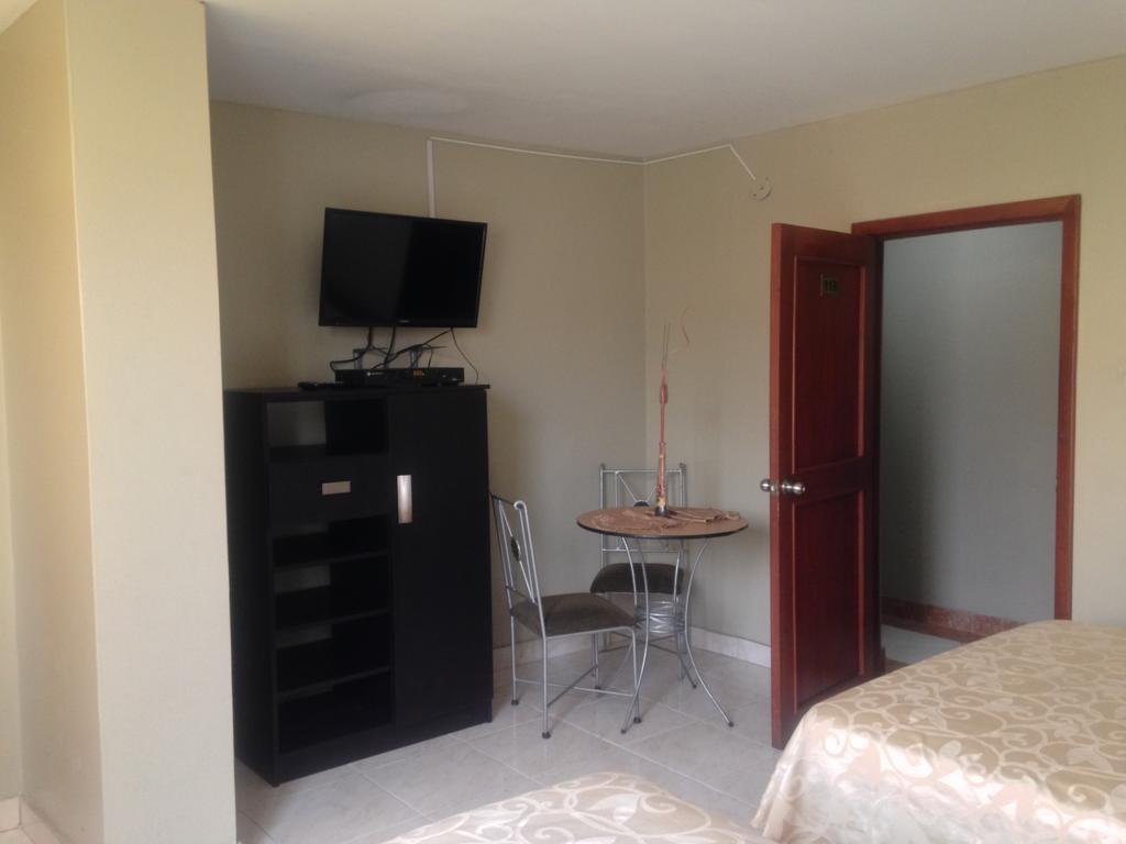 Tropical Inn Hotel Guayaquil Extérieur photo