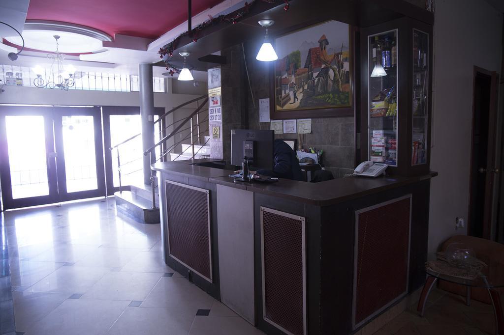 Tropical Inn Hotel Guayaquil Extérieur photo